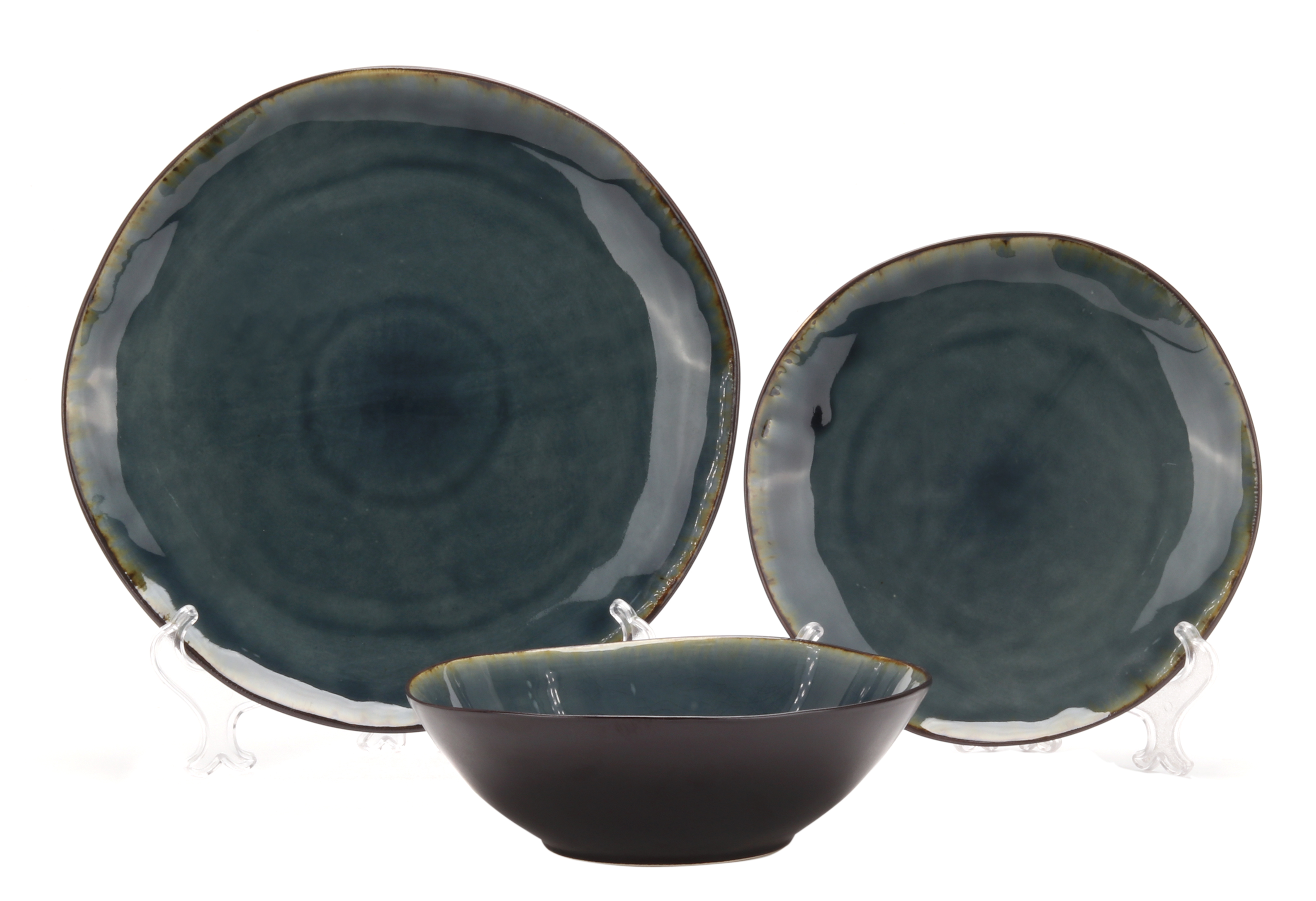 Stock stoneware dinner set