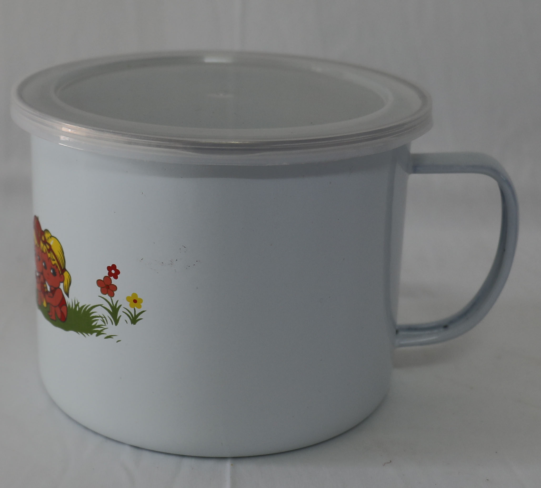 Enamel Mug With Plastic Cover