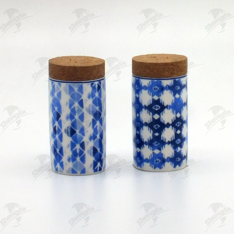 Salt&Pepper Set with Blue Design