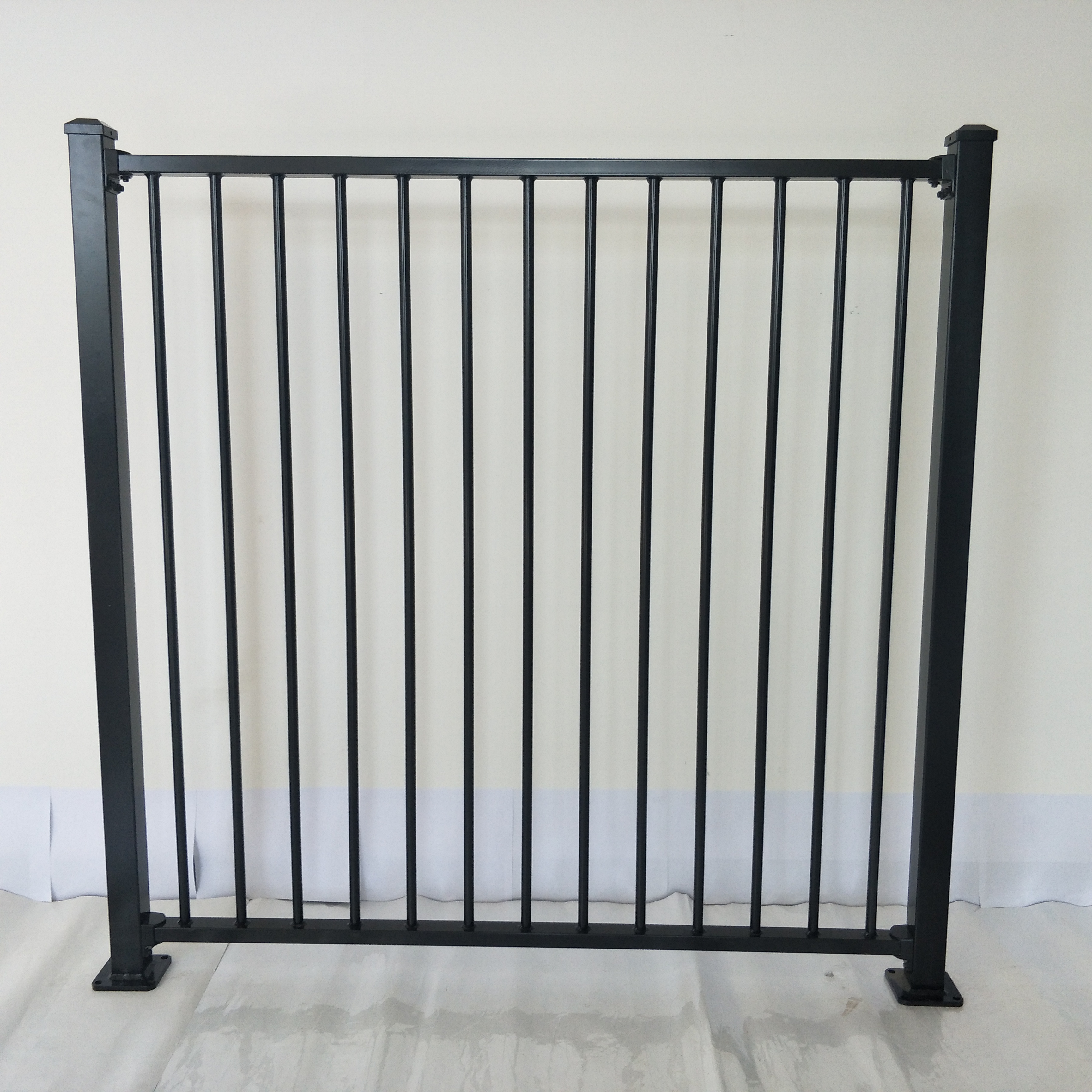 Aluminum fence