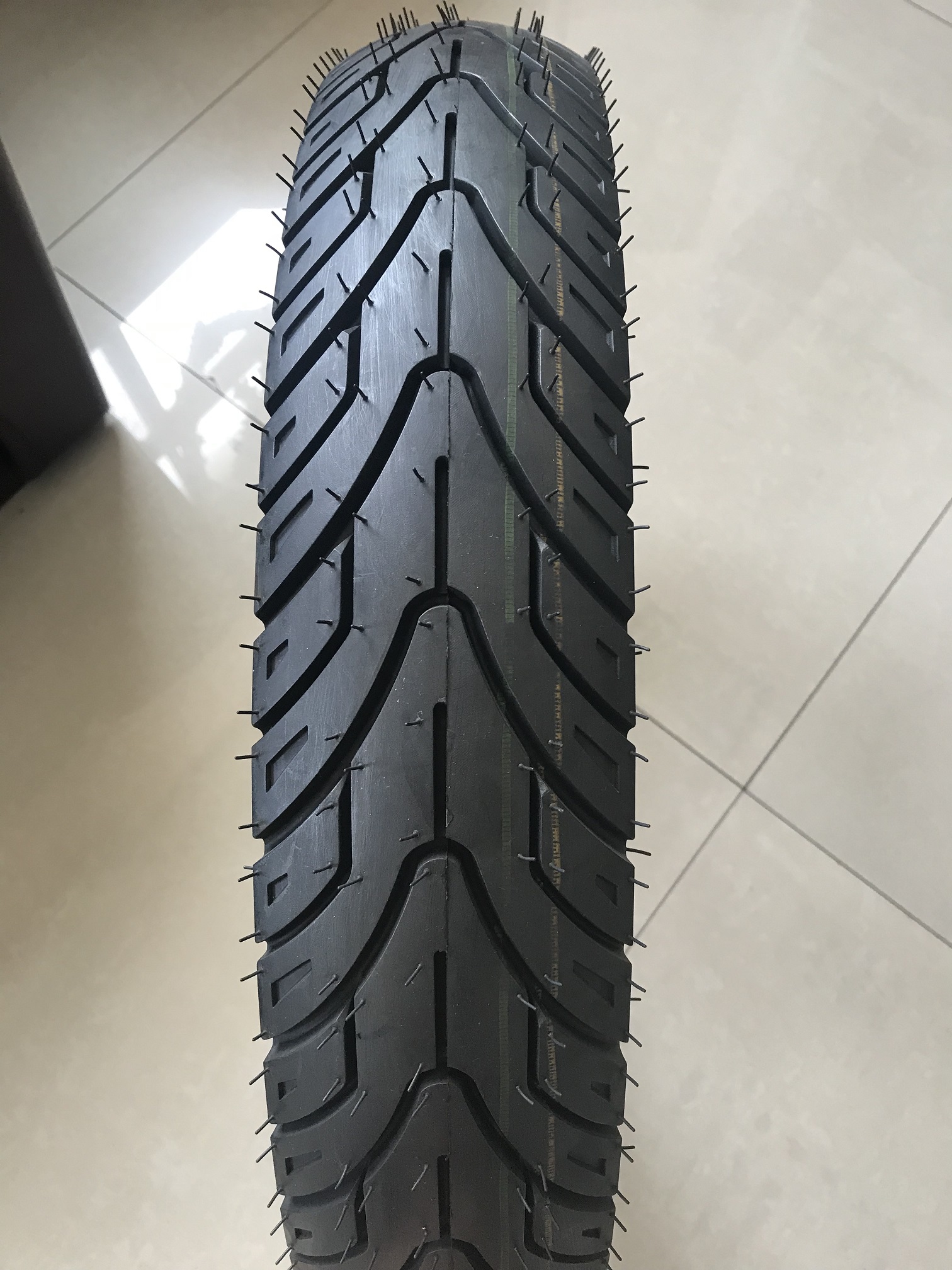 motorcycle tyre
