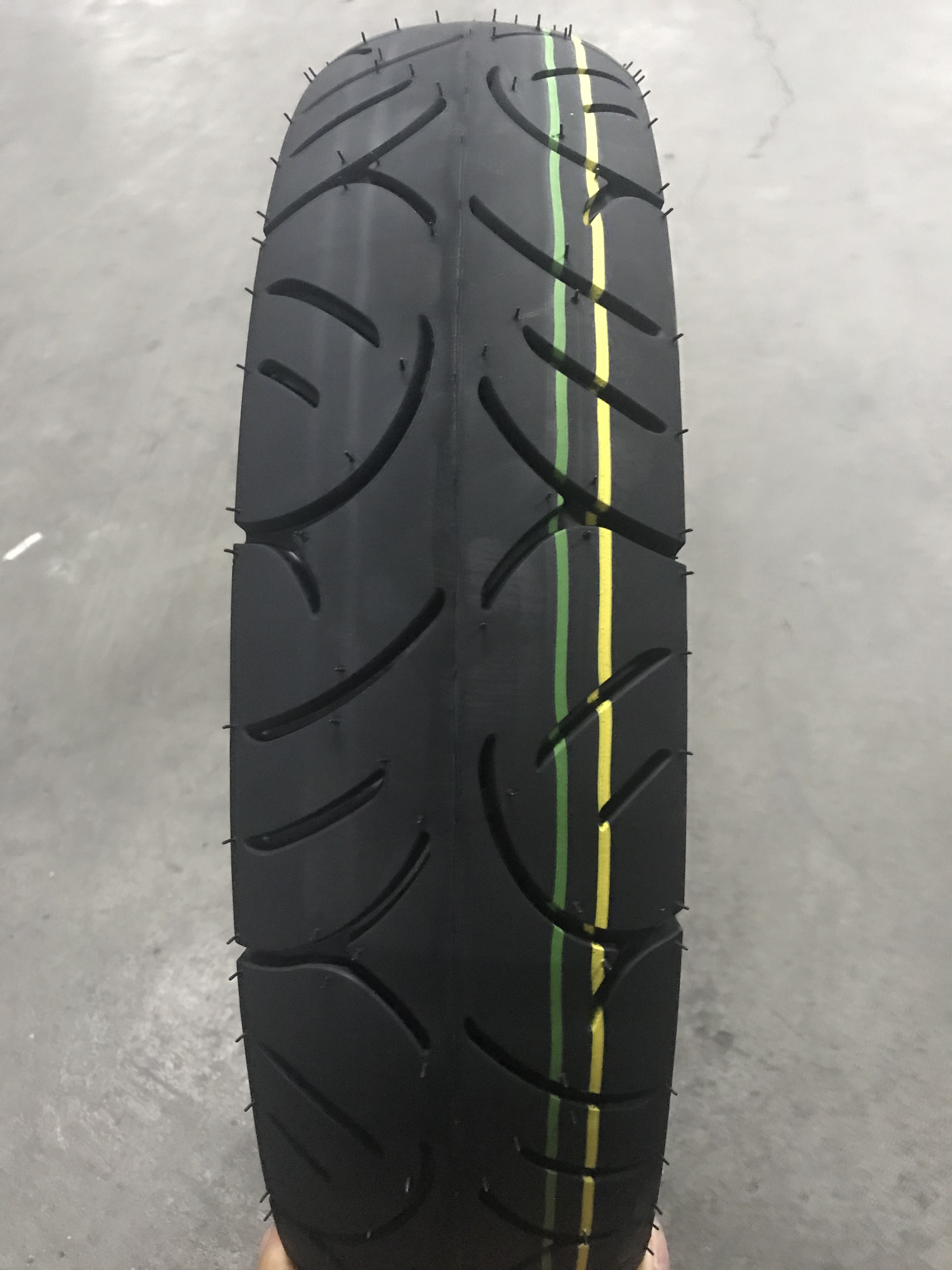 motorcycle tyre