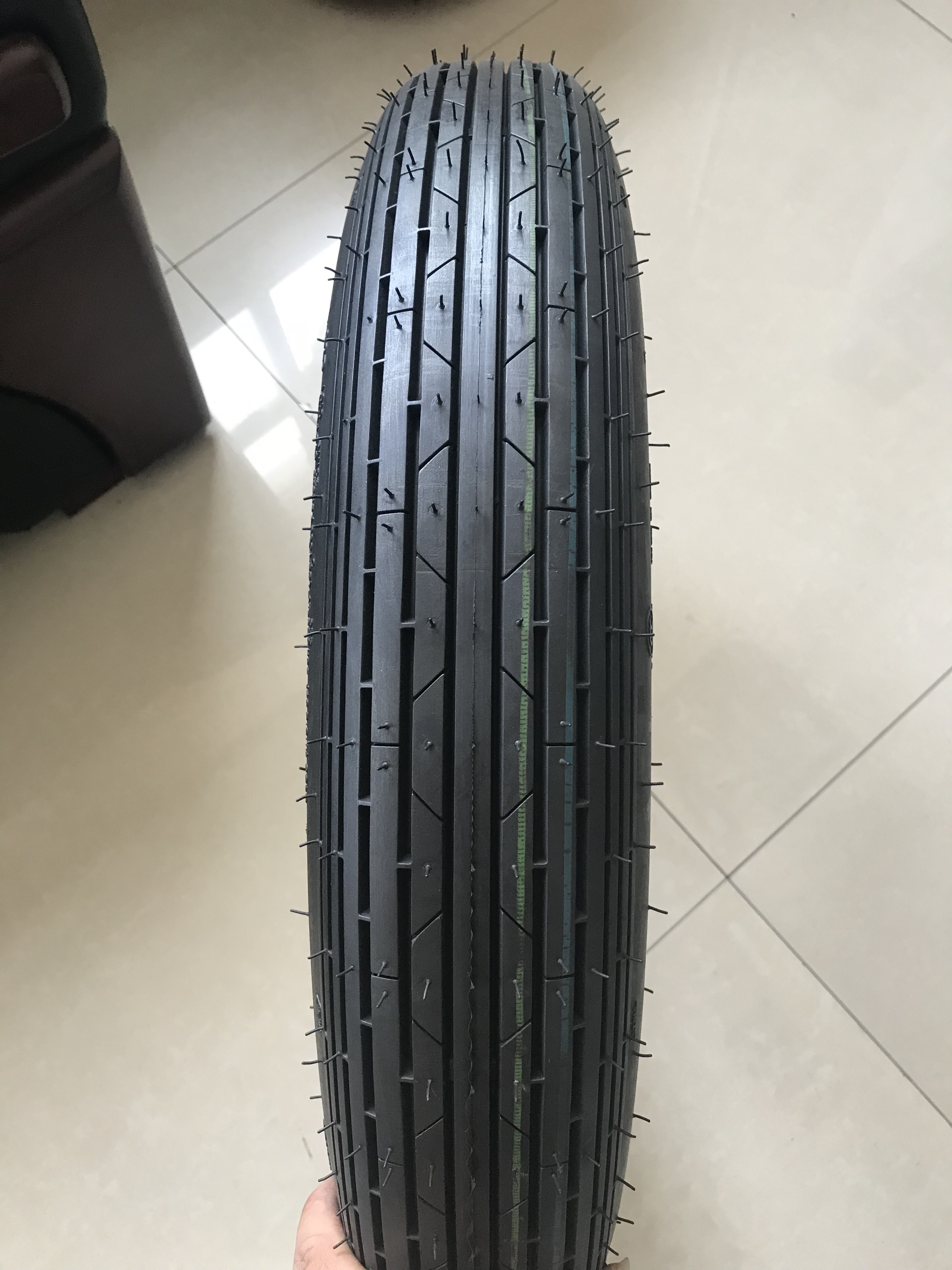 Motorcycle tyre