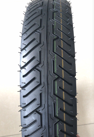 Motorcycle tyre