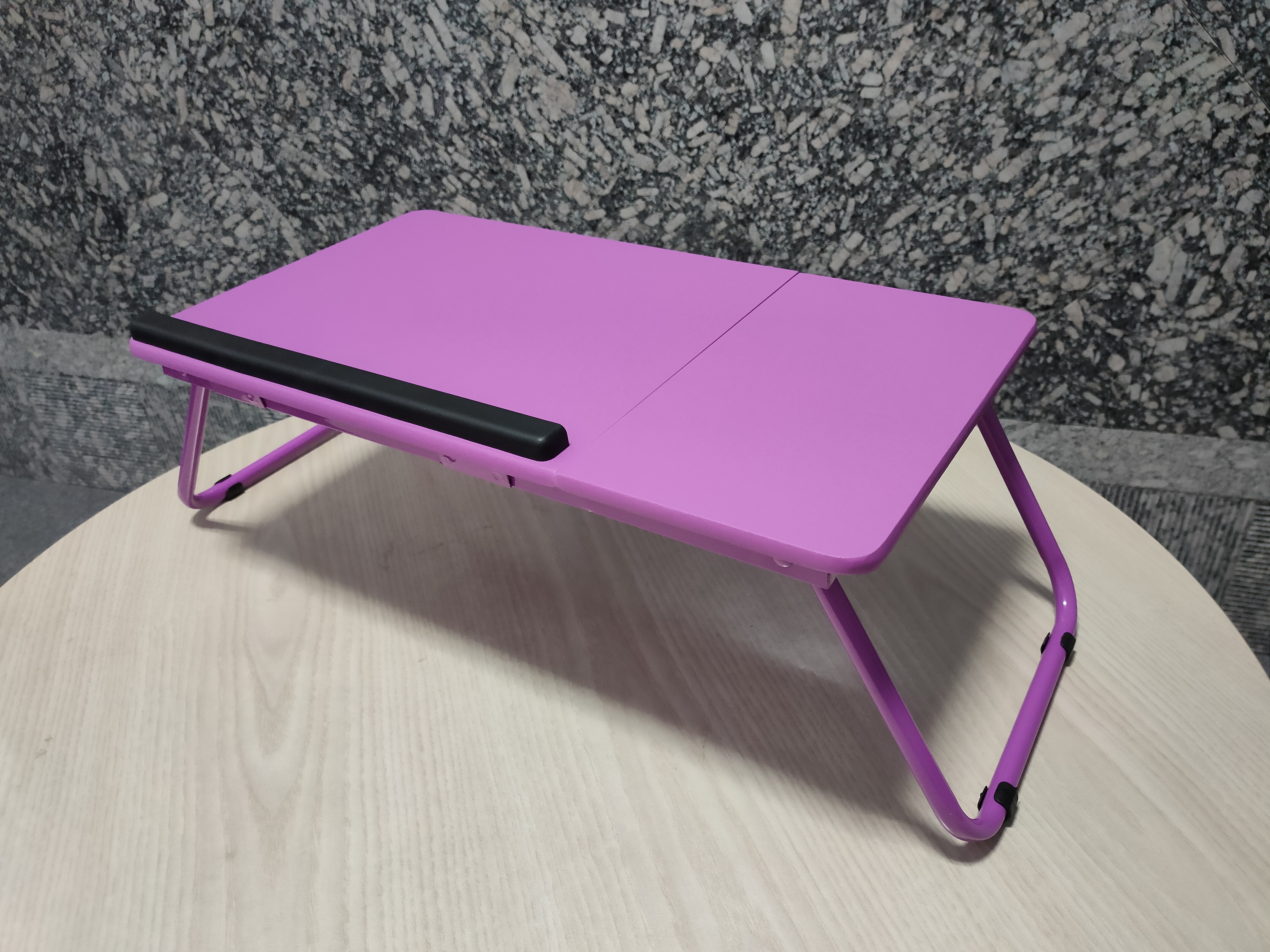 notebook table