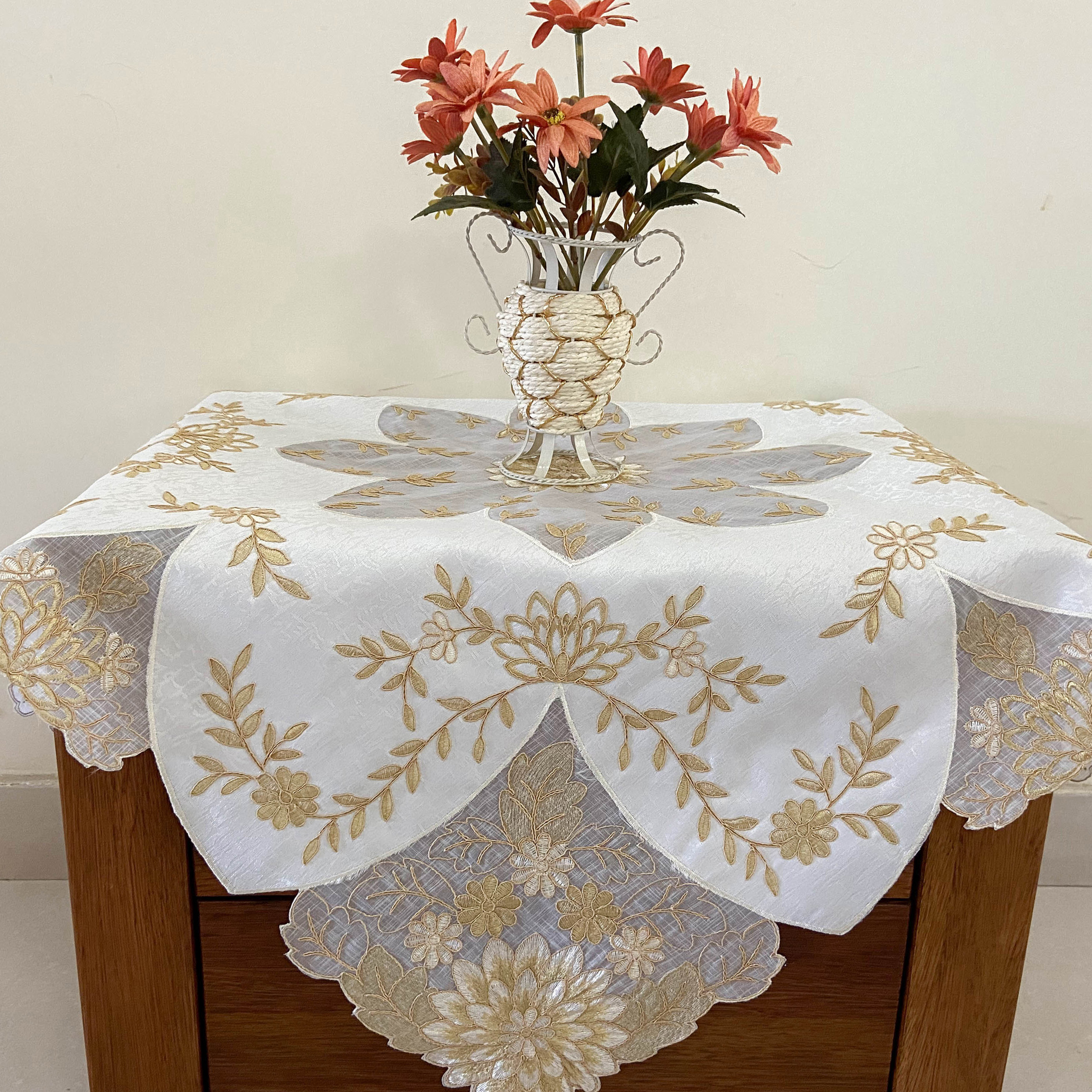 Table cloth
