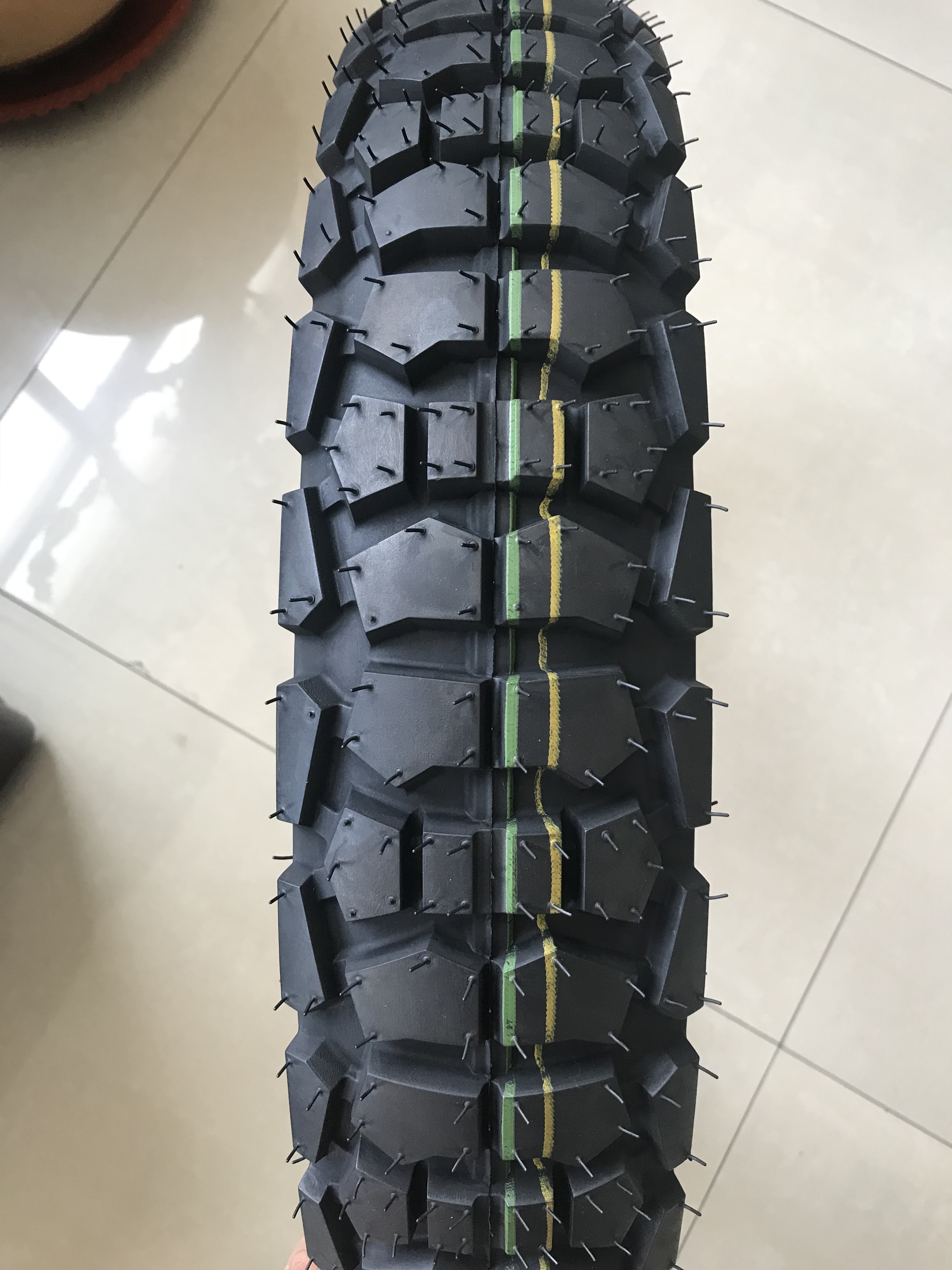 Motorcycle tyre