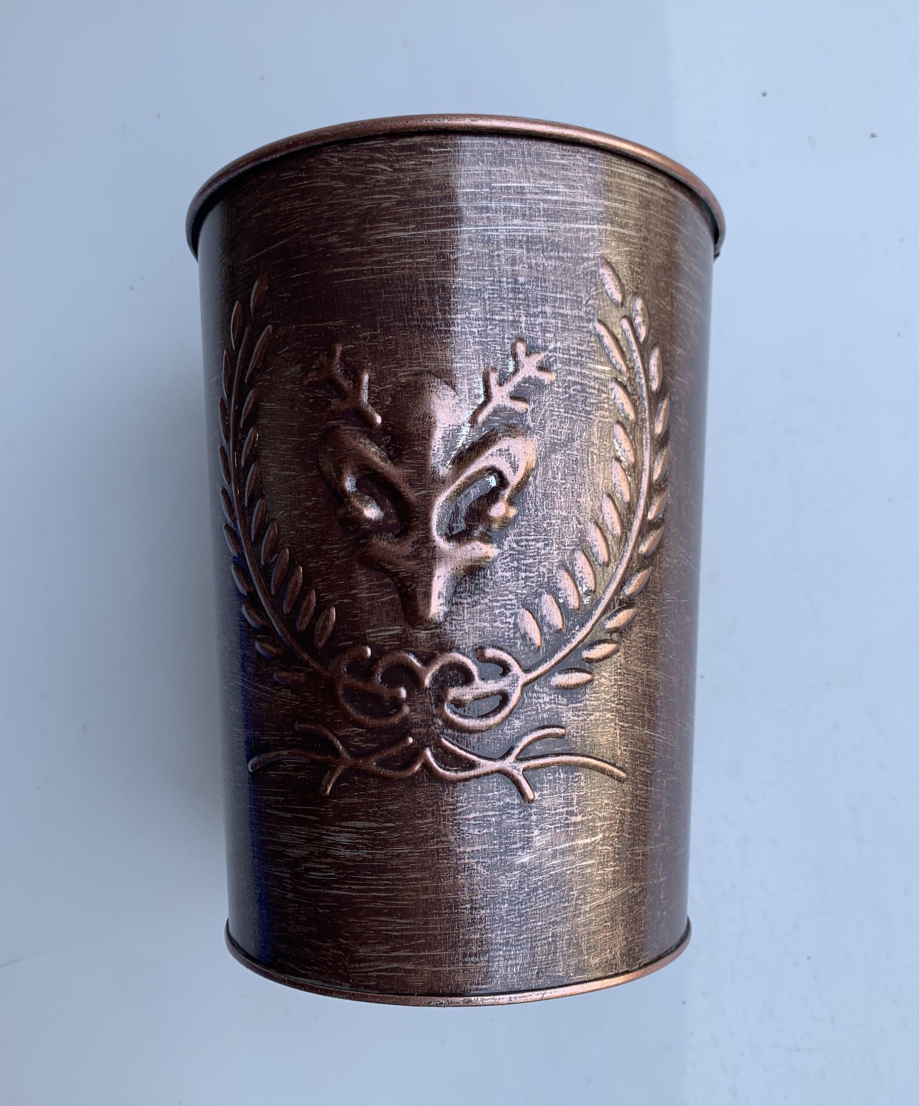 Wholesale Antique style basin Galvanized metal zinc tin Round Crown flower pots