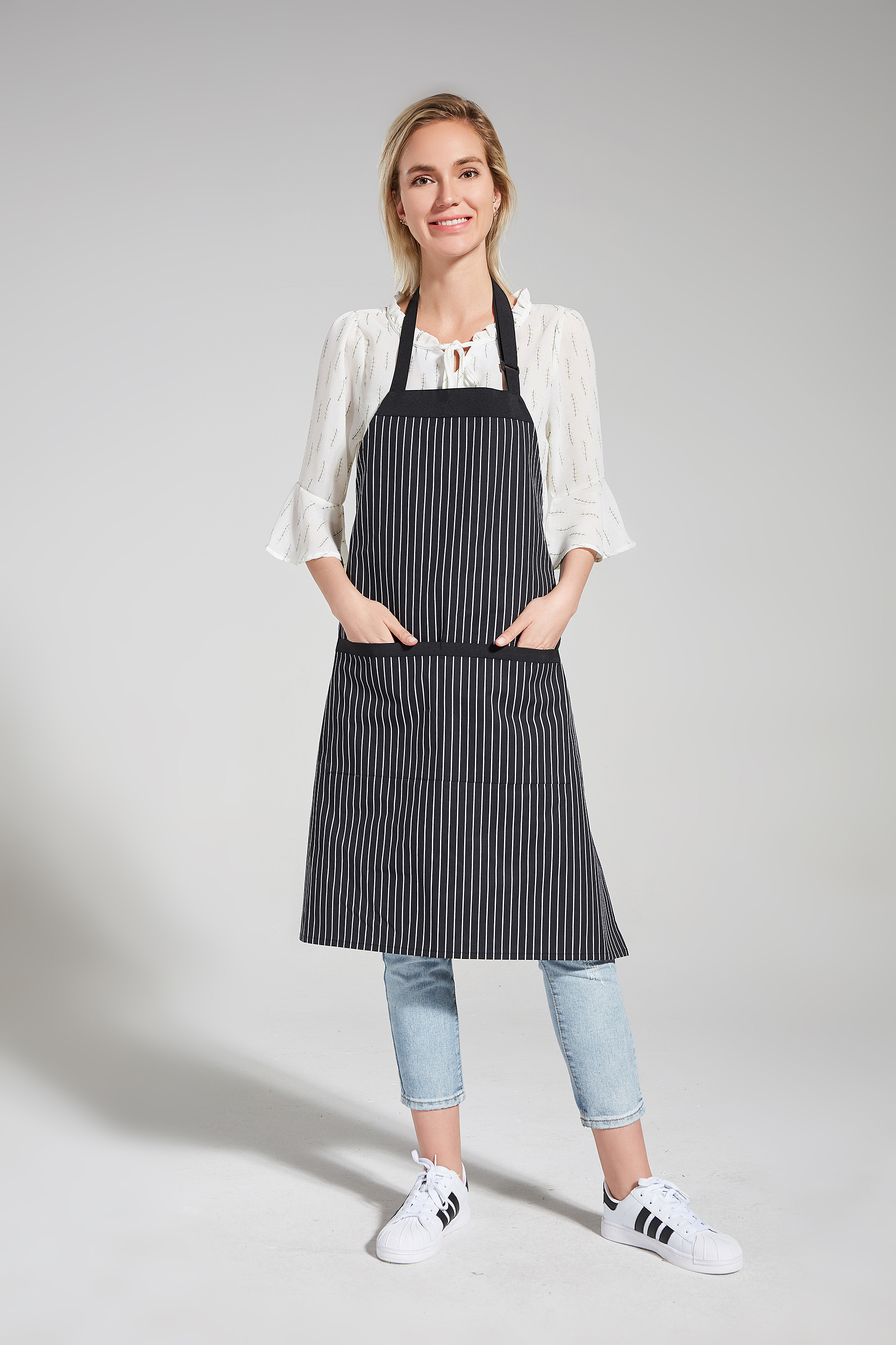 Apron strip apron