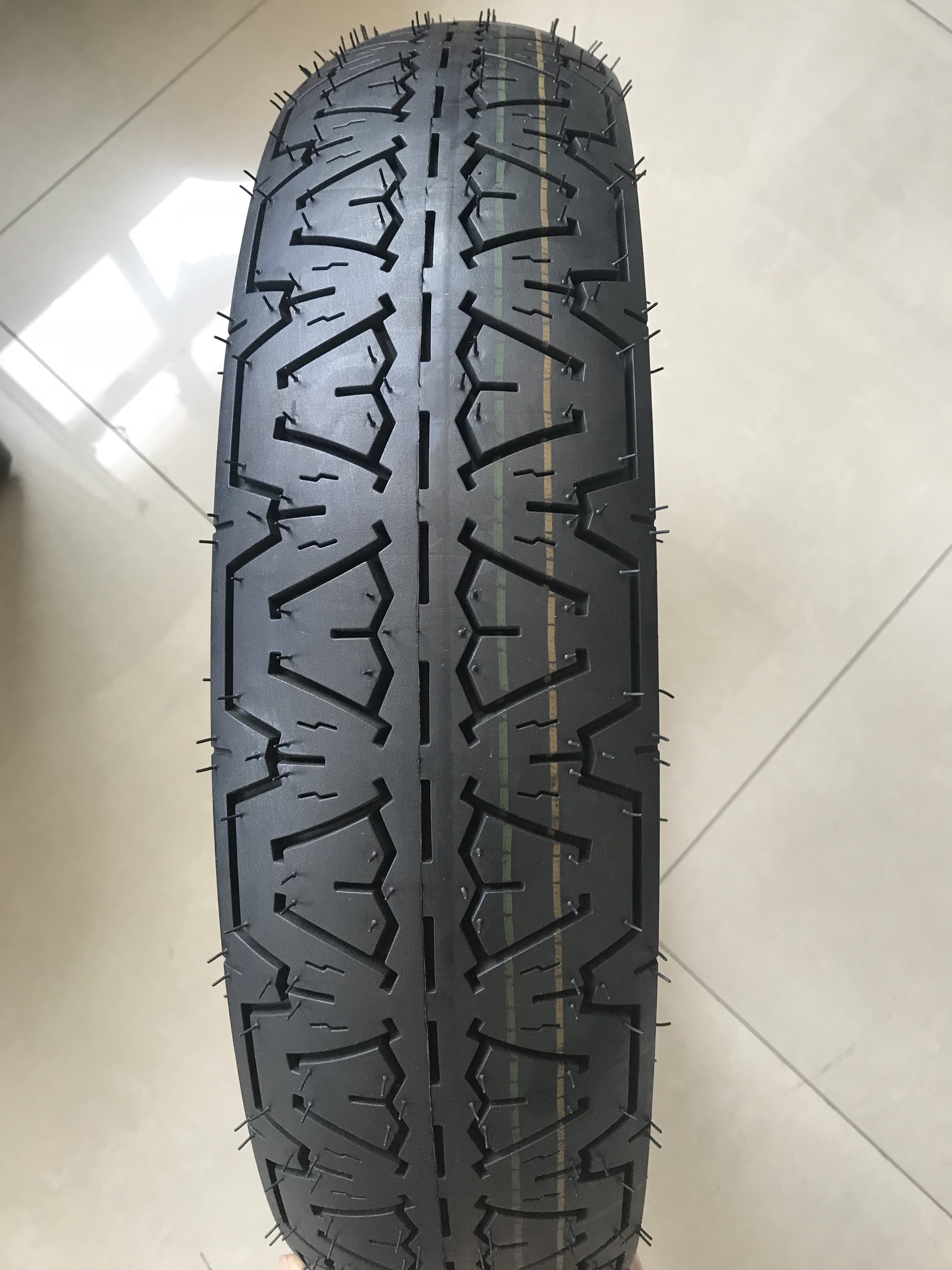 motorcycle tyre