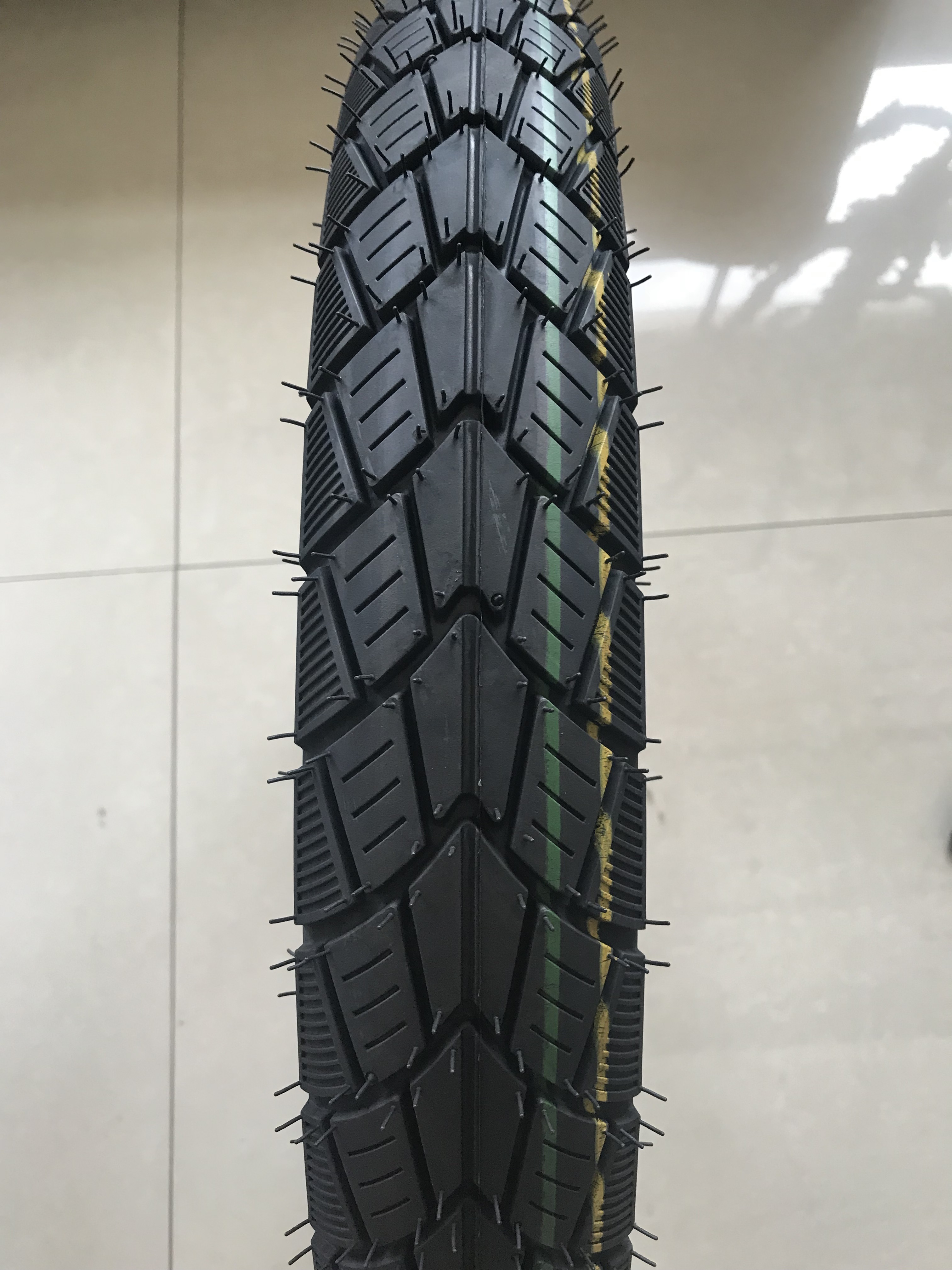 Motorcycle tyre