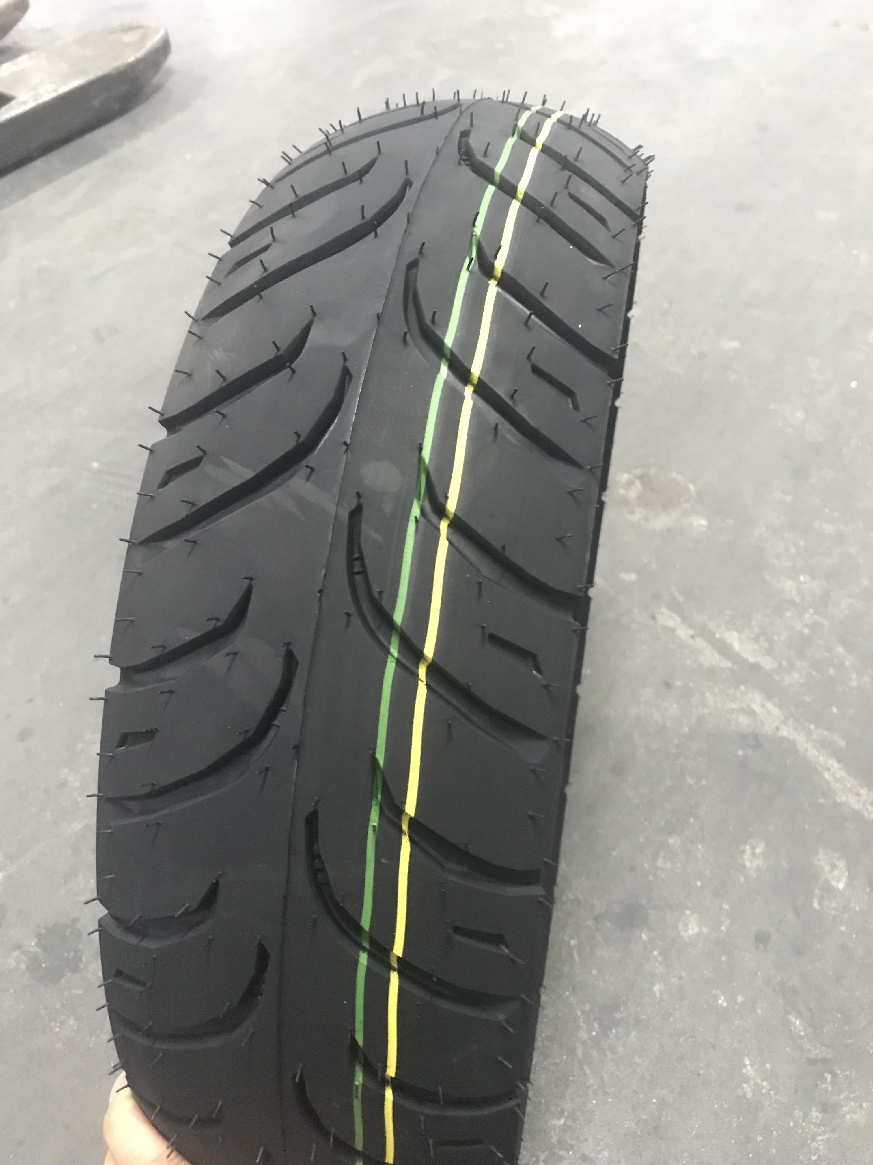 motorcycle tyre
