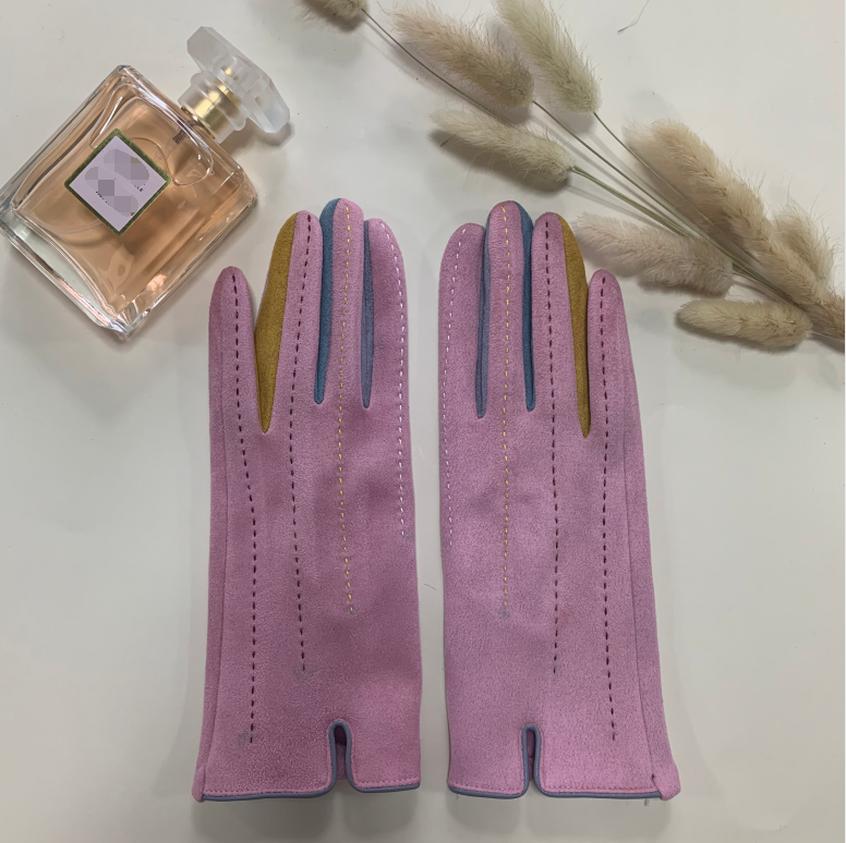 Ladie's gloves