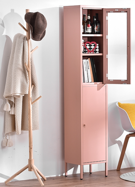 A Corner Locker