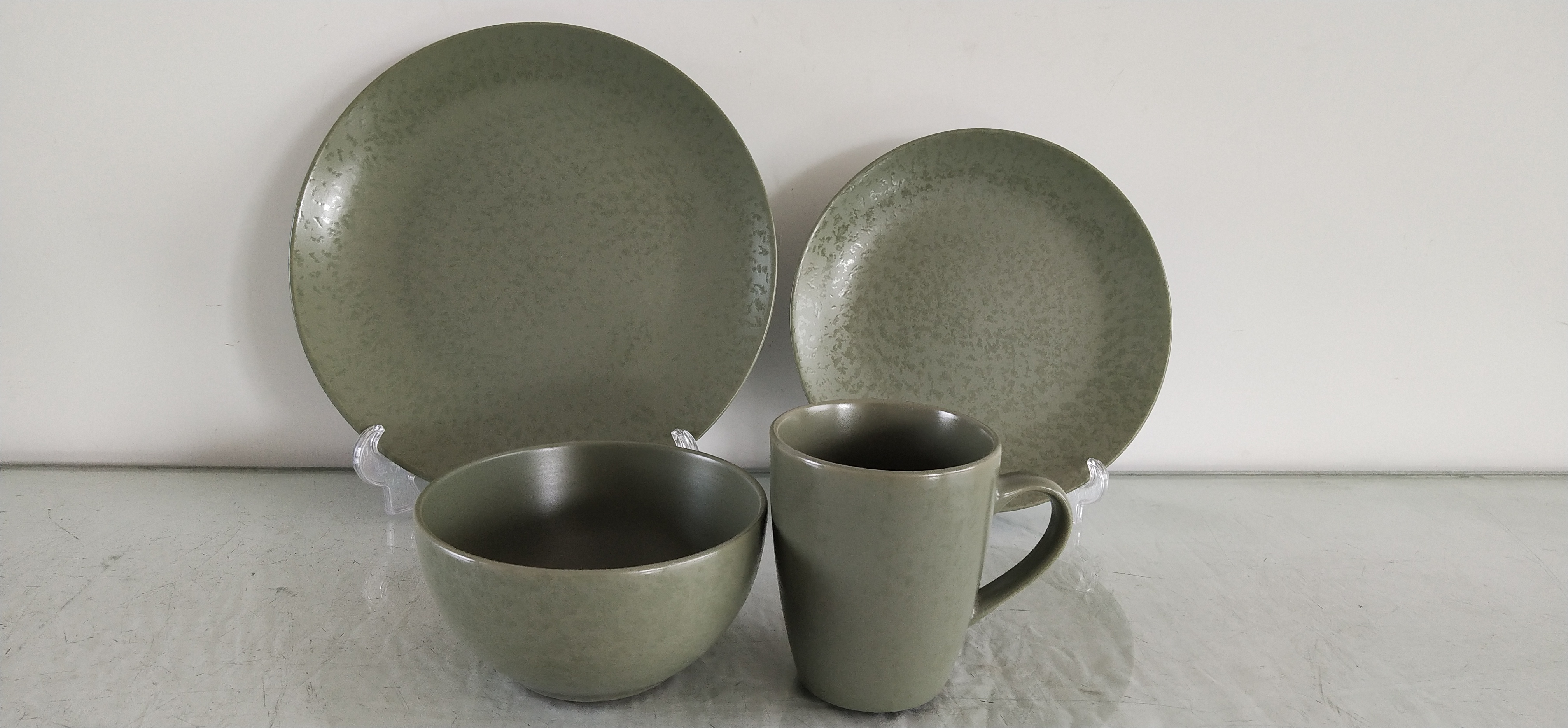 YIXING CERAMIC IMP. & EXP. CORP. LTD. – vaso de cristal 2