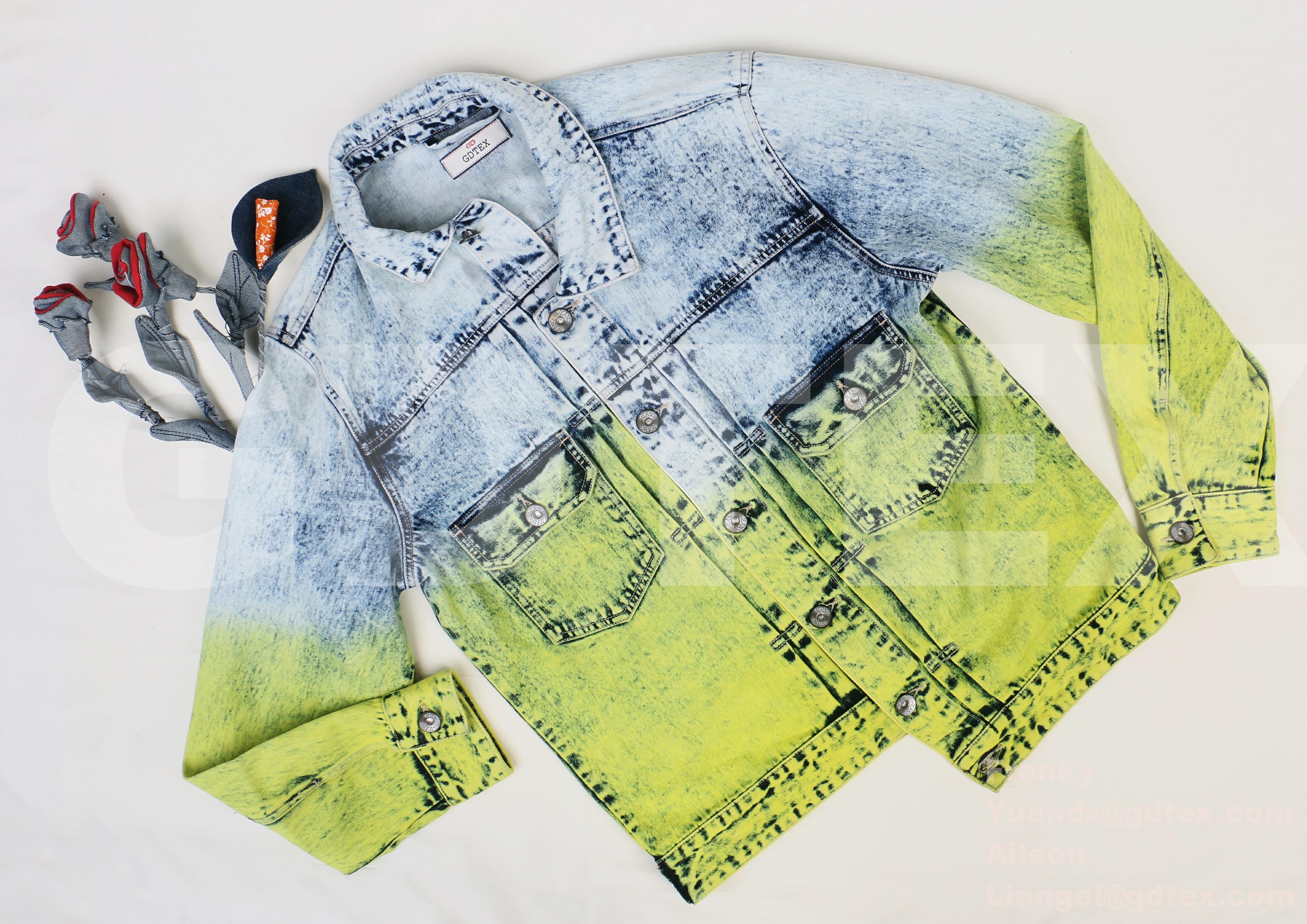 100% Cotton Heavy Washed(Snow Wash+Dip Dyed) Men Denim Jacket