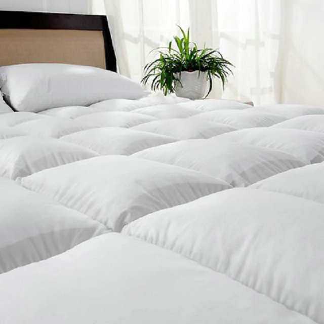 High quality china factory cheap suitable white comforter polyester quilt