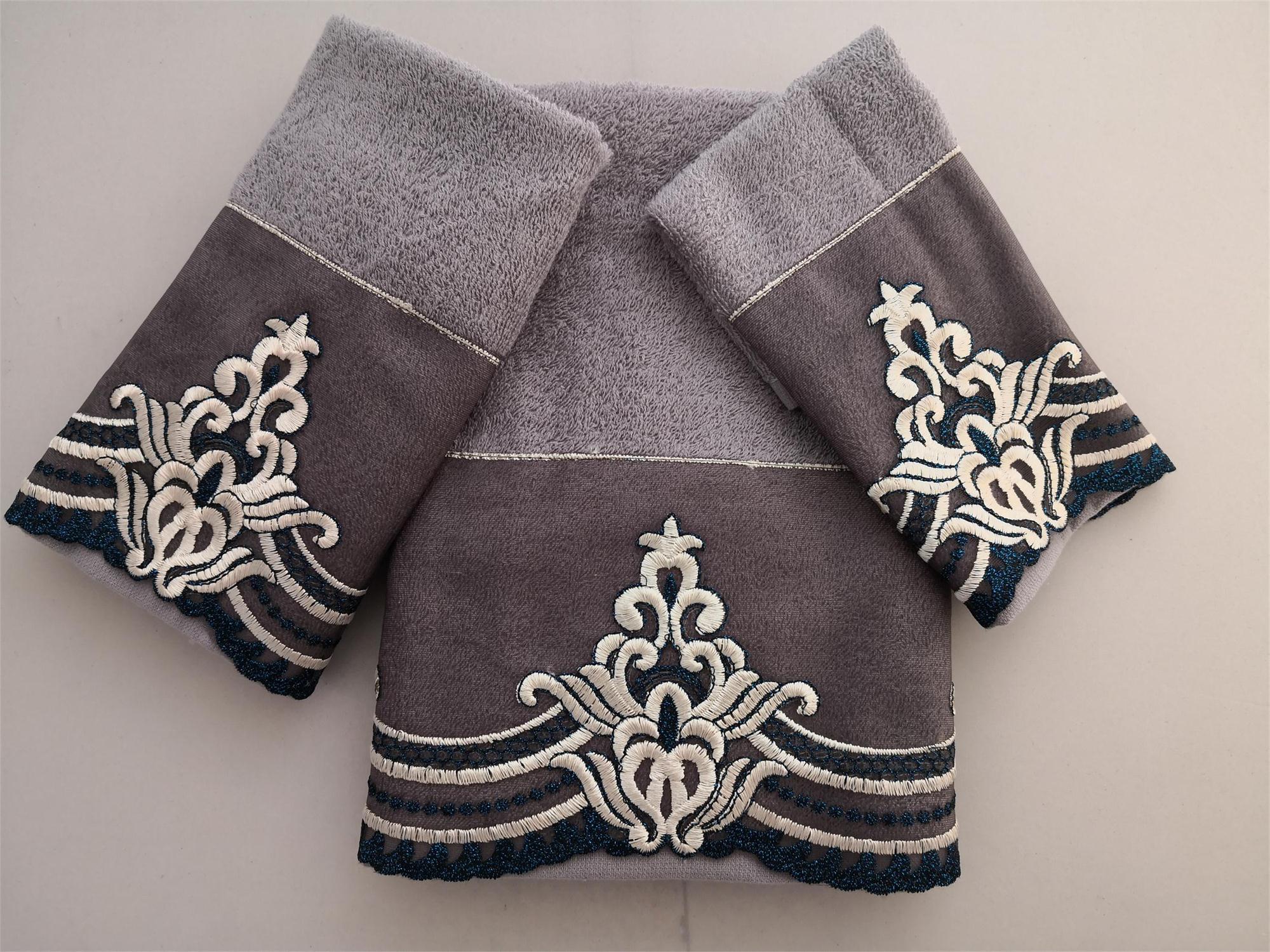 Lace towel set