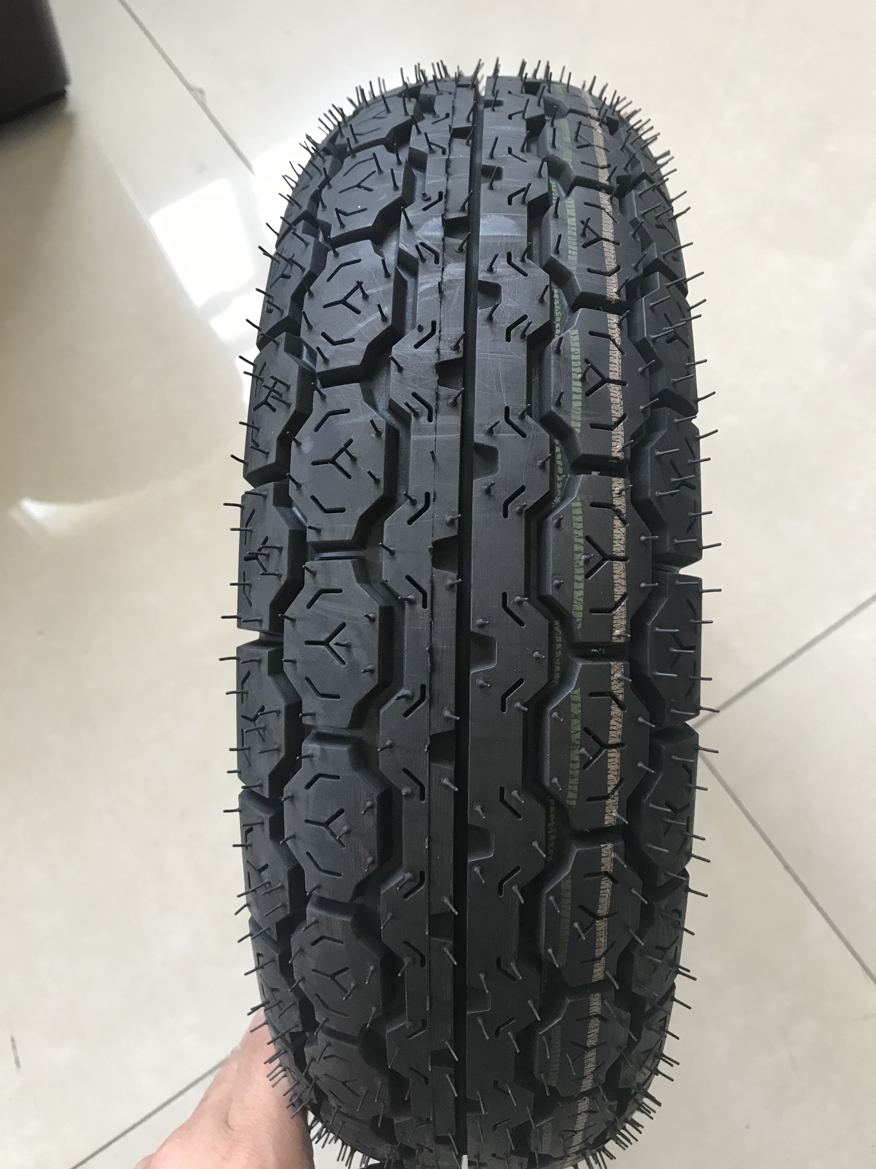 motorcycle tyre