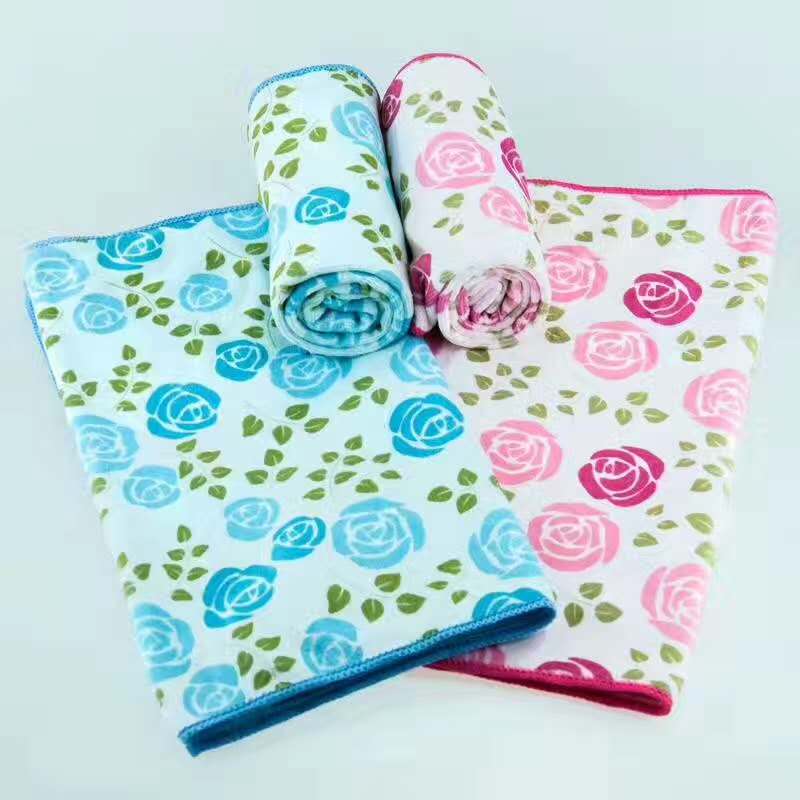 Printed cleaning towel