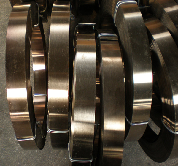 LINYI LIANGYU STEEL STRIP CO.,LTD. – tornillo de acero 1