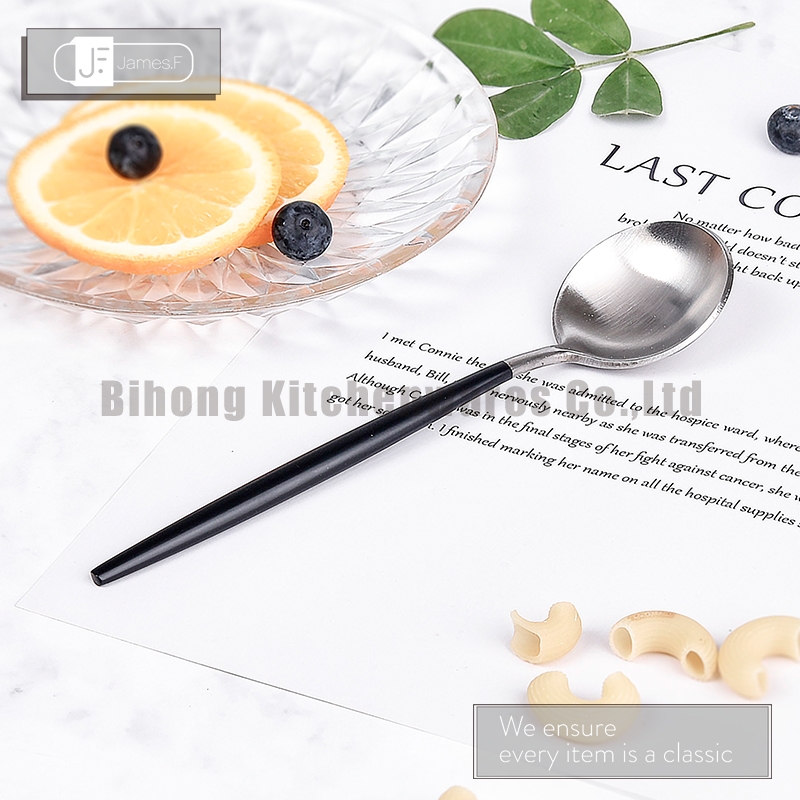 Dessert spoon