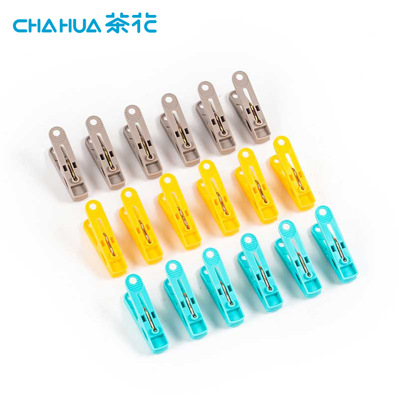 20 & 30 pack plastic extra-thick and strong pinch pegs and hanger clips