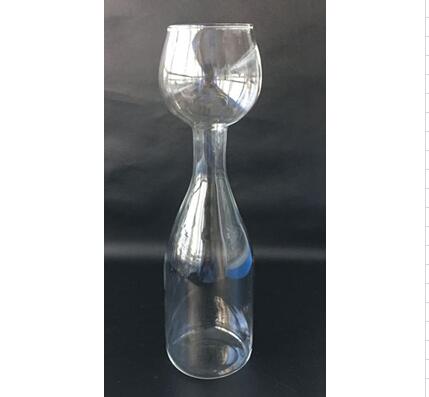 Hot selling high borosilicate glass wine bottle for home using with REACH standard