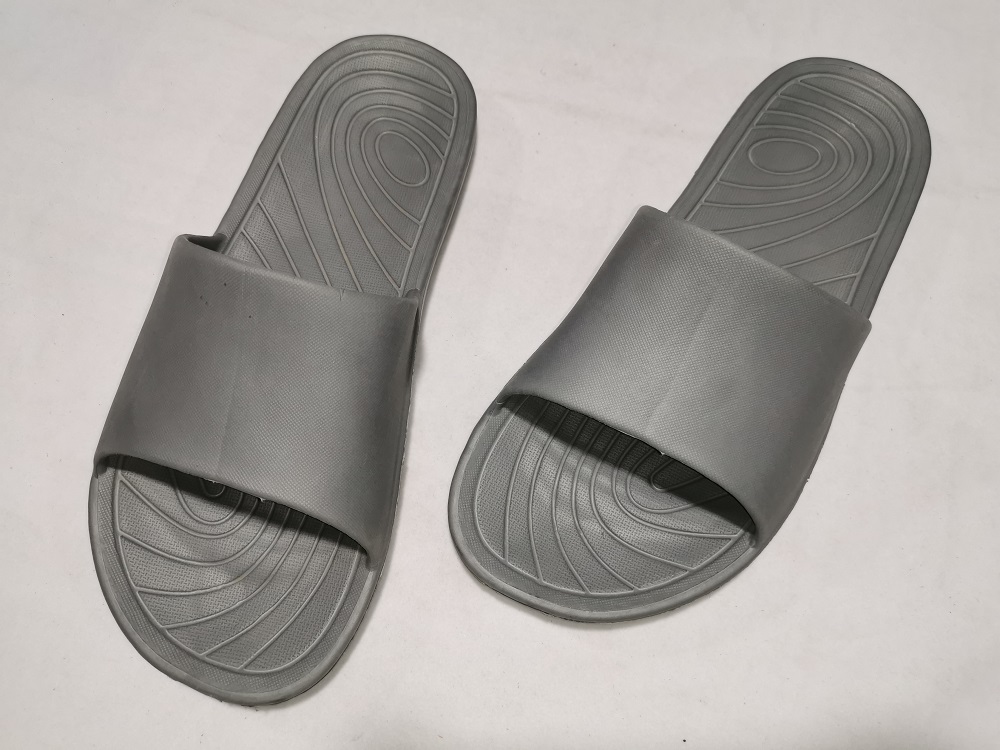 EVA grey men beach slipper
