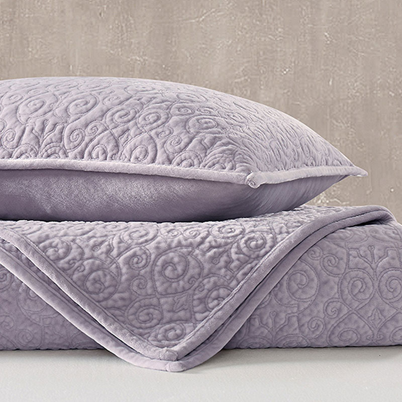 2021 velvet quilt embroidery stitching