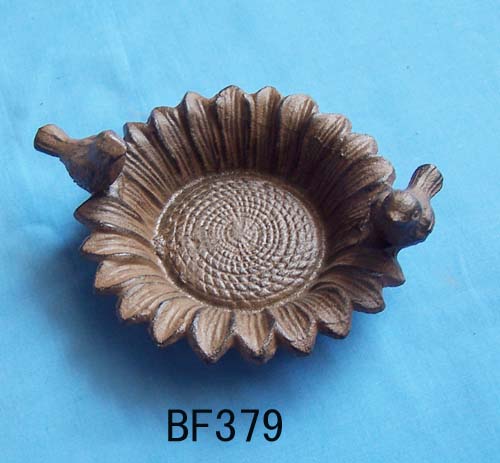 Cast iron decorative antique bird feeder