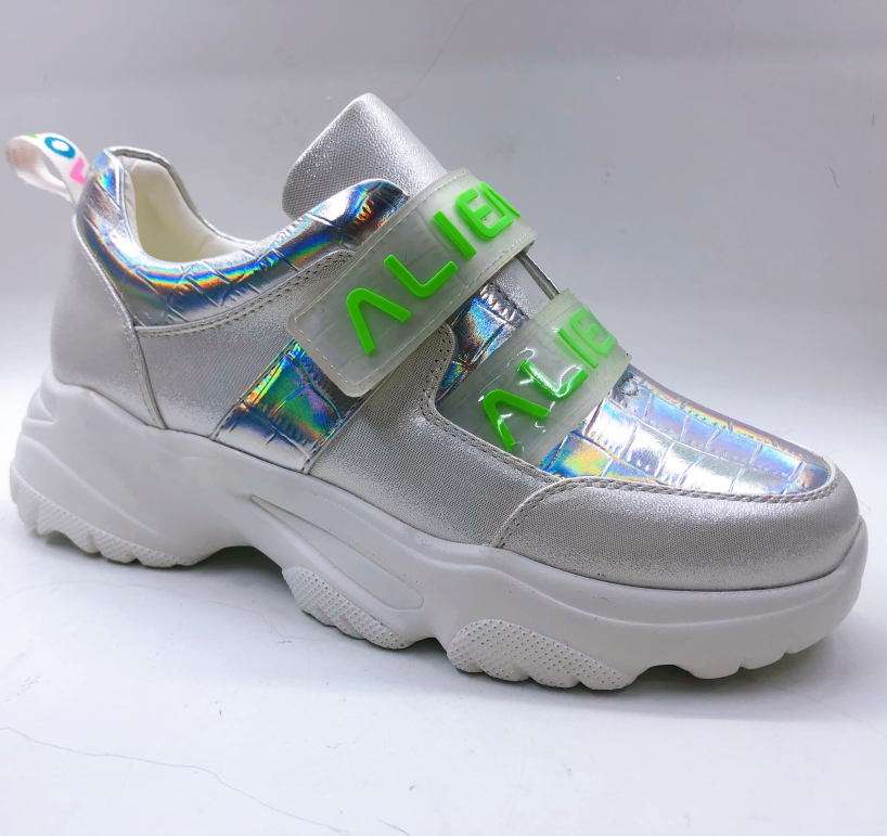 Children's fashion sneakers