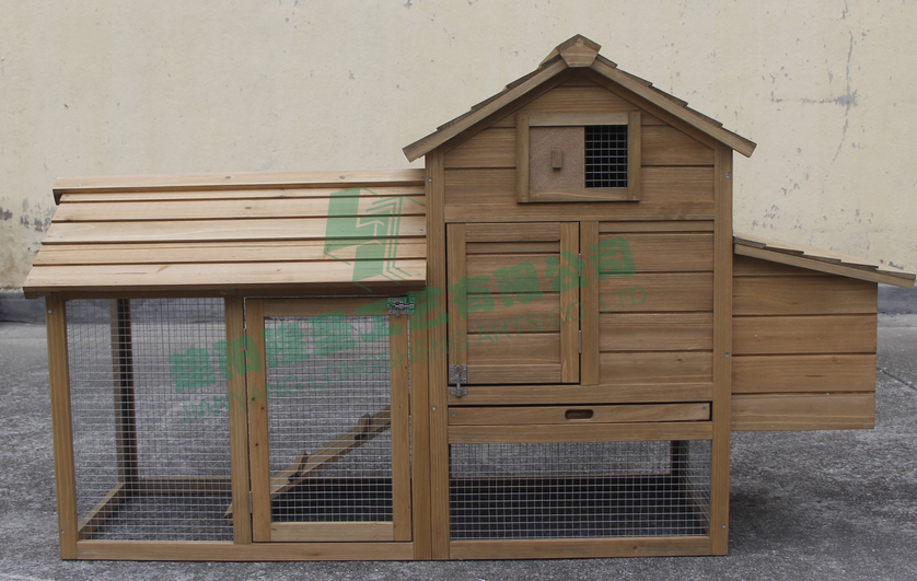 wooden chickhouse with run&nesting box