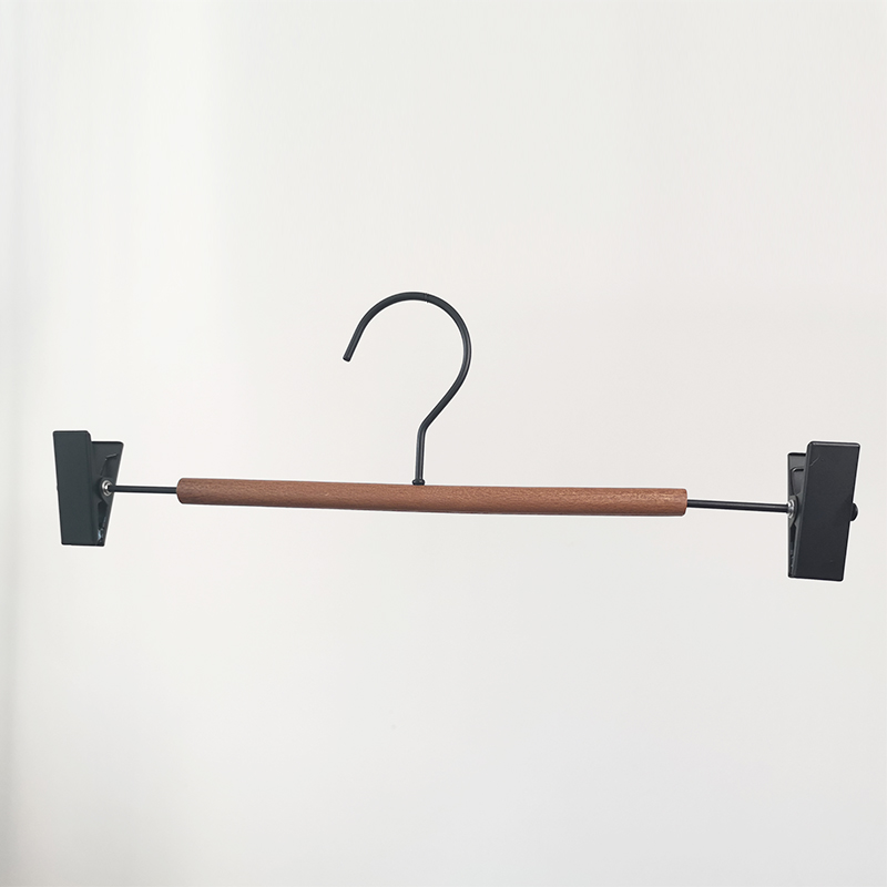 Pants hanger