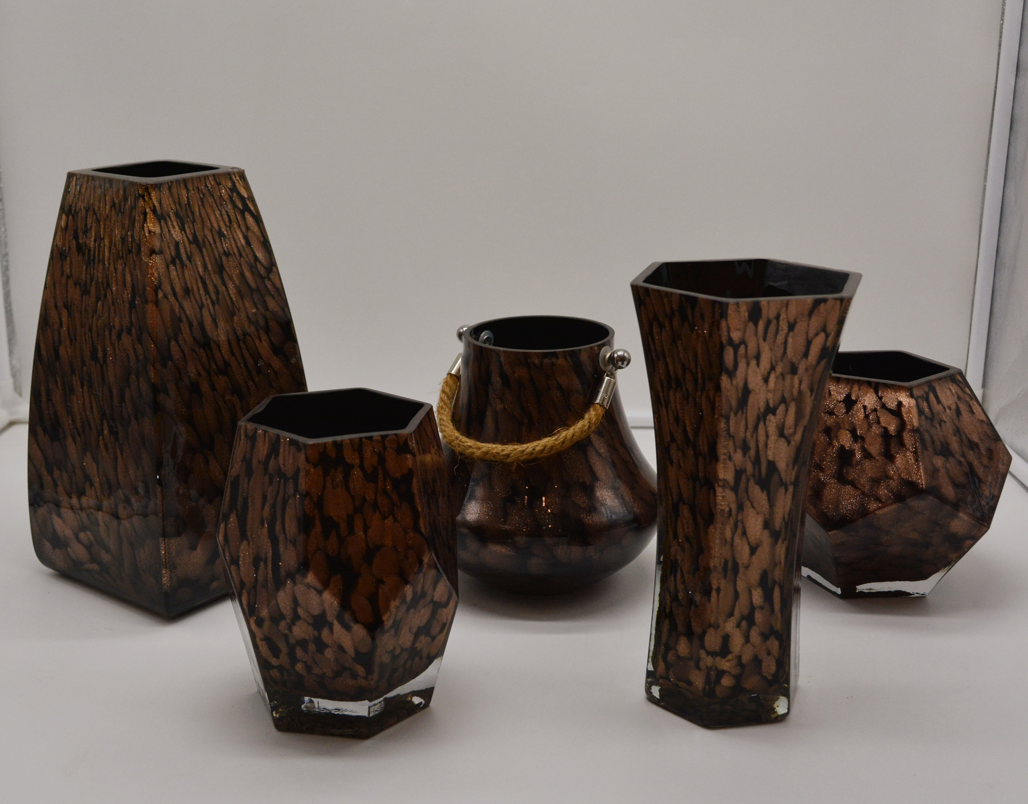 Primary black glass vase with gold dust