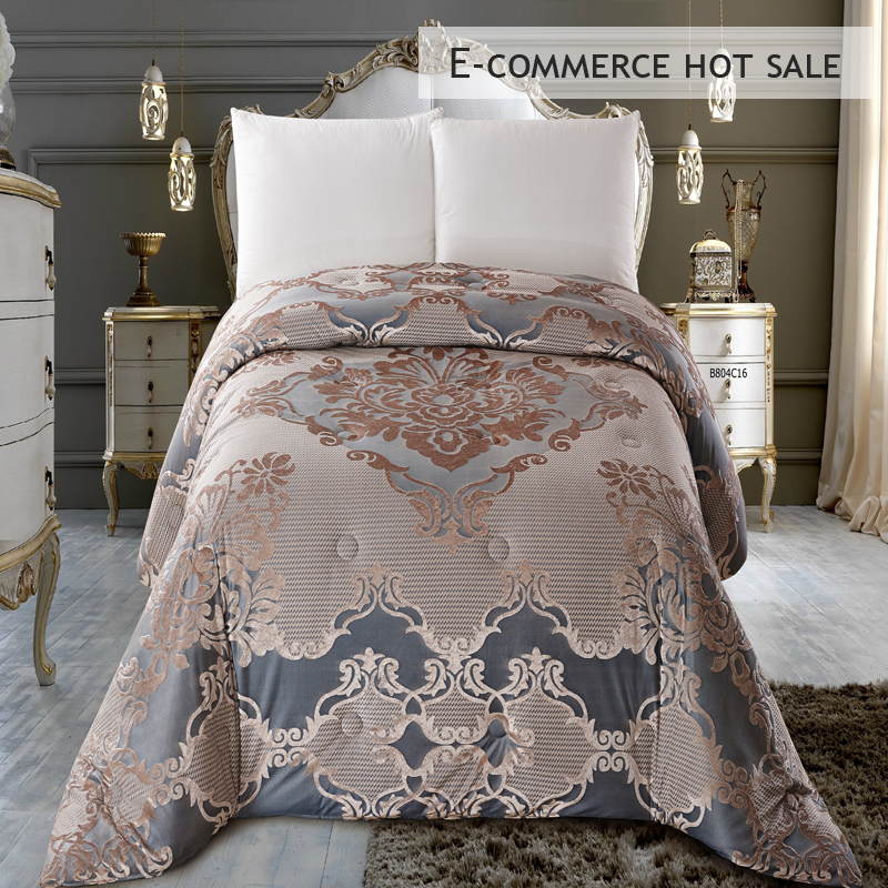 Chenille jacquard comforter set
