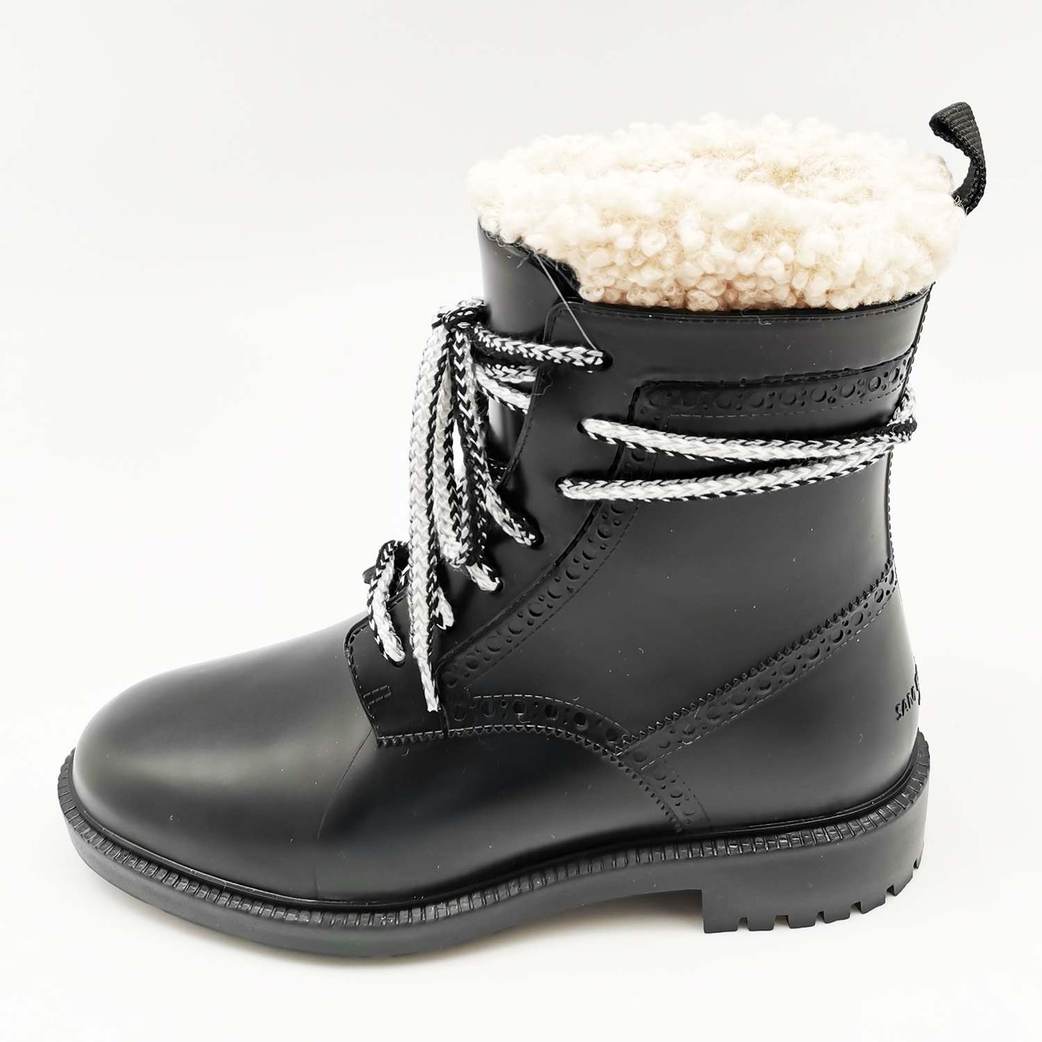 Riding boots
