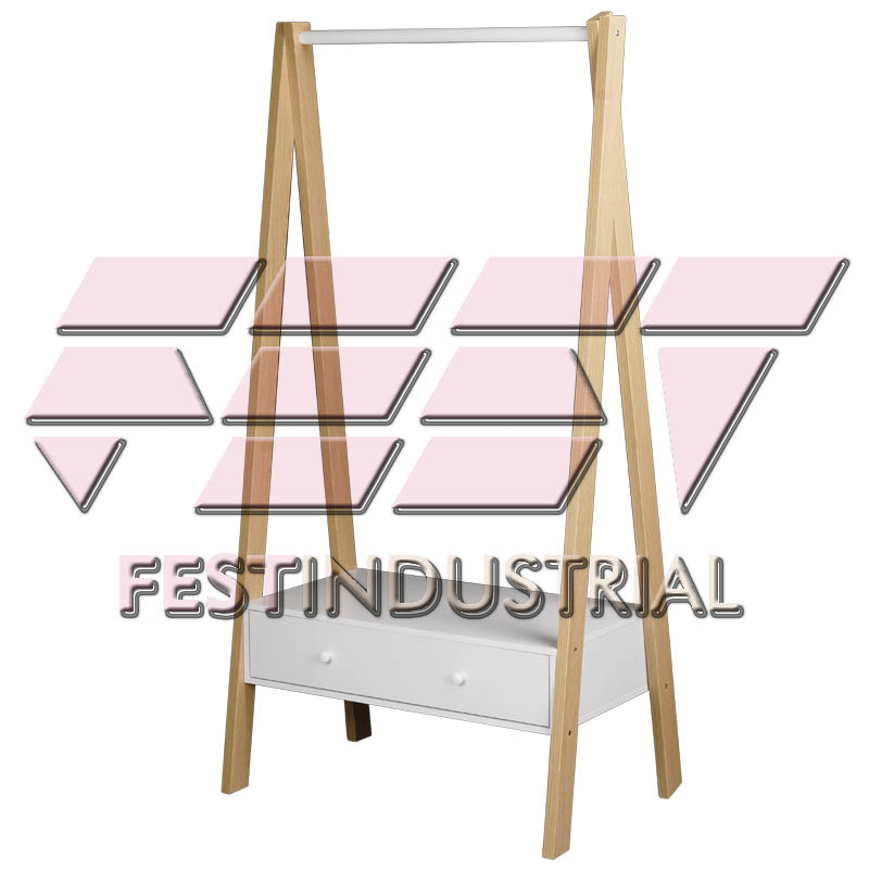 Clothes hanger