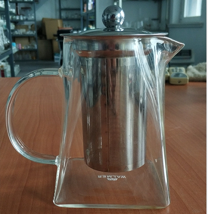 Square glass tea pot with stainless steel lid and filter