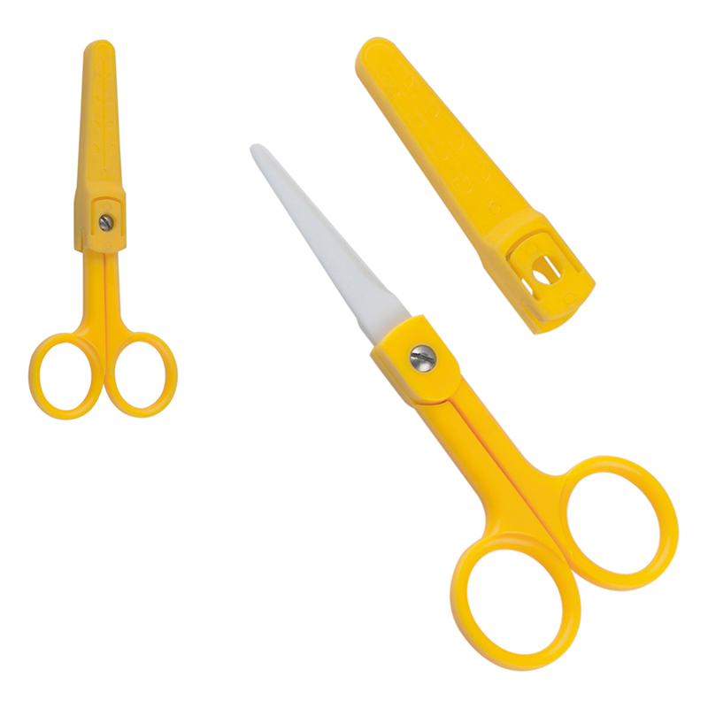 Ceramic scissors