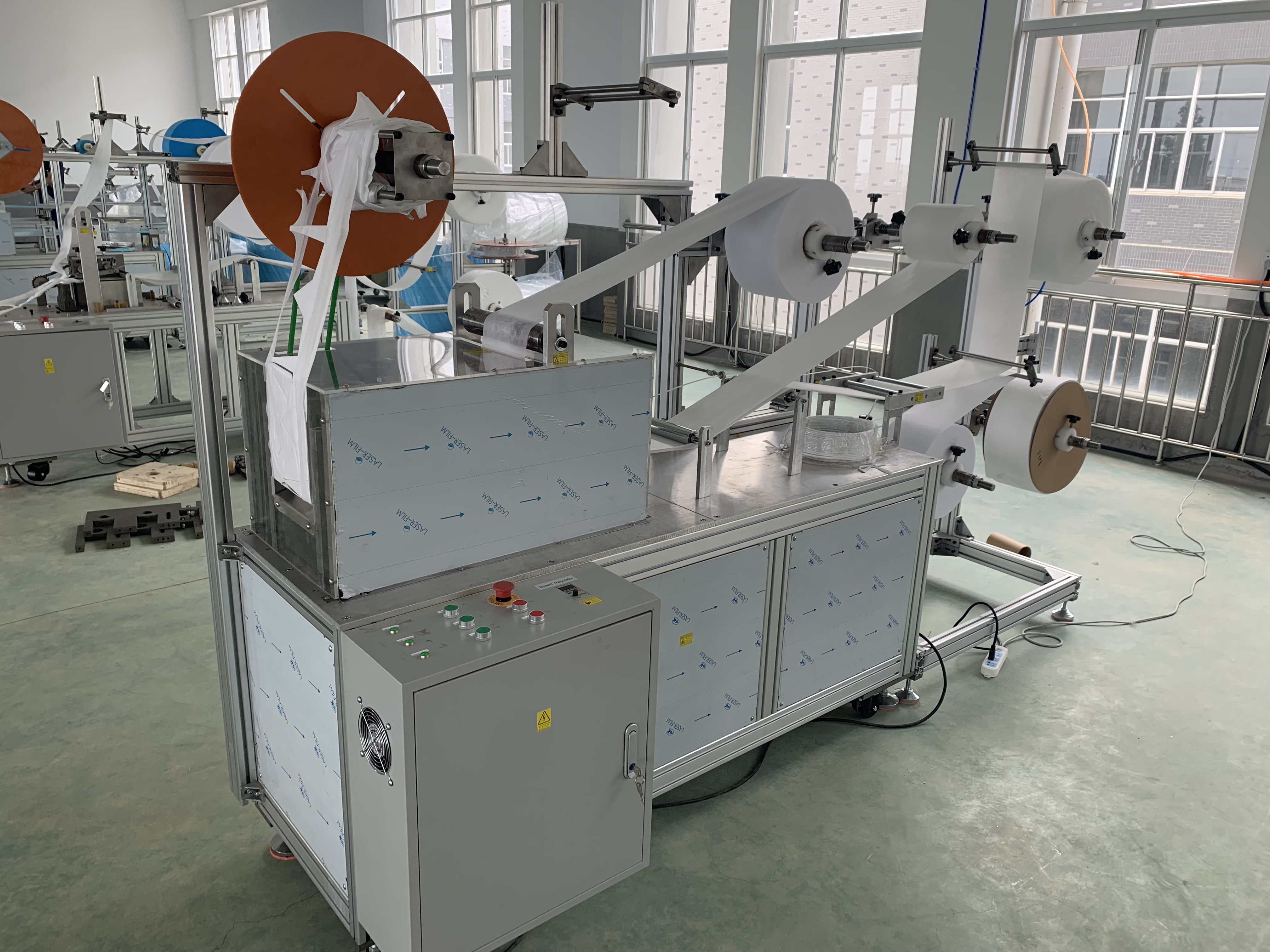 Semi-Automatic Kn95 Mask Production Line