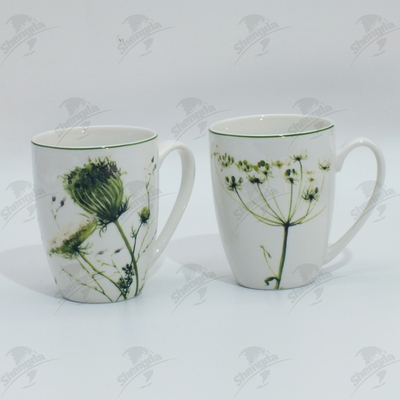 Mug with lid with metal filter with botanical Collection