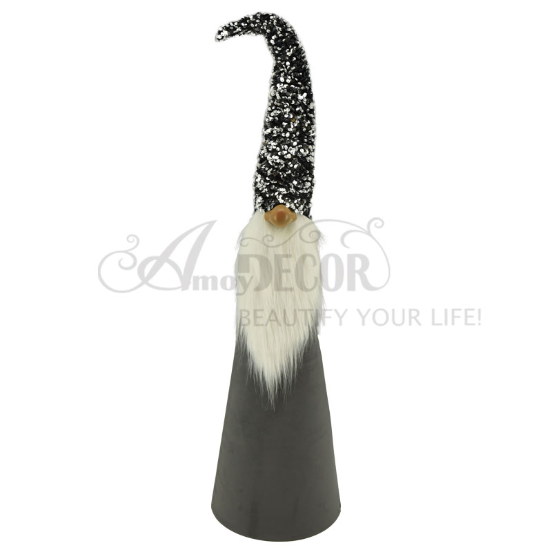 1asst Fabric Grey Gnomes With Sequin Hat Tree Top