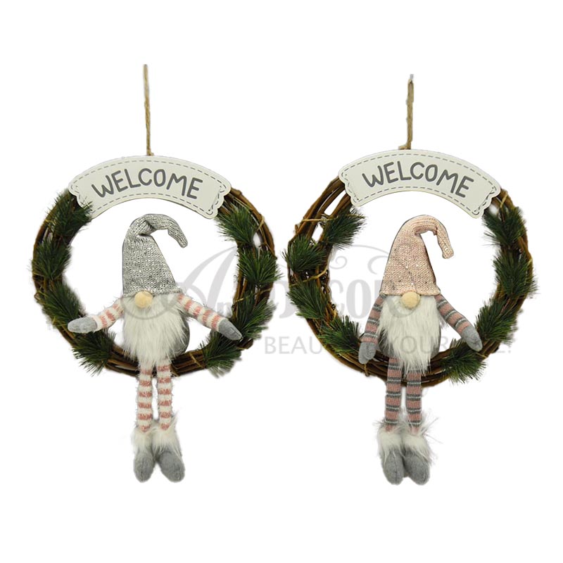 2asst.fabric Sitting Gnomes On Rattan Wreath