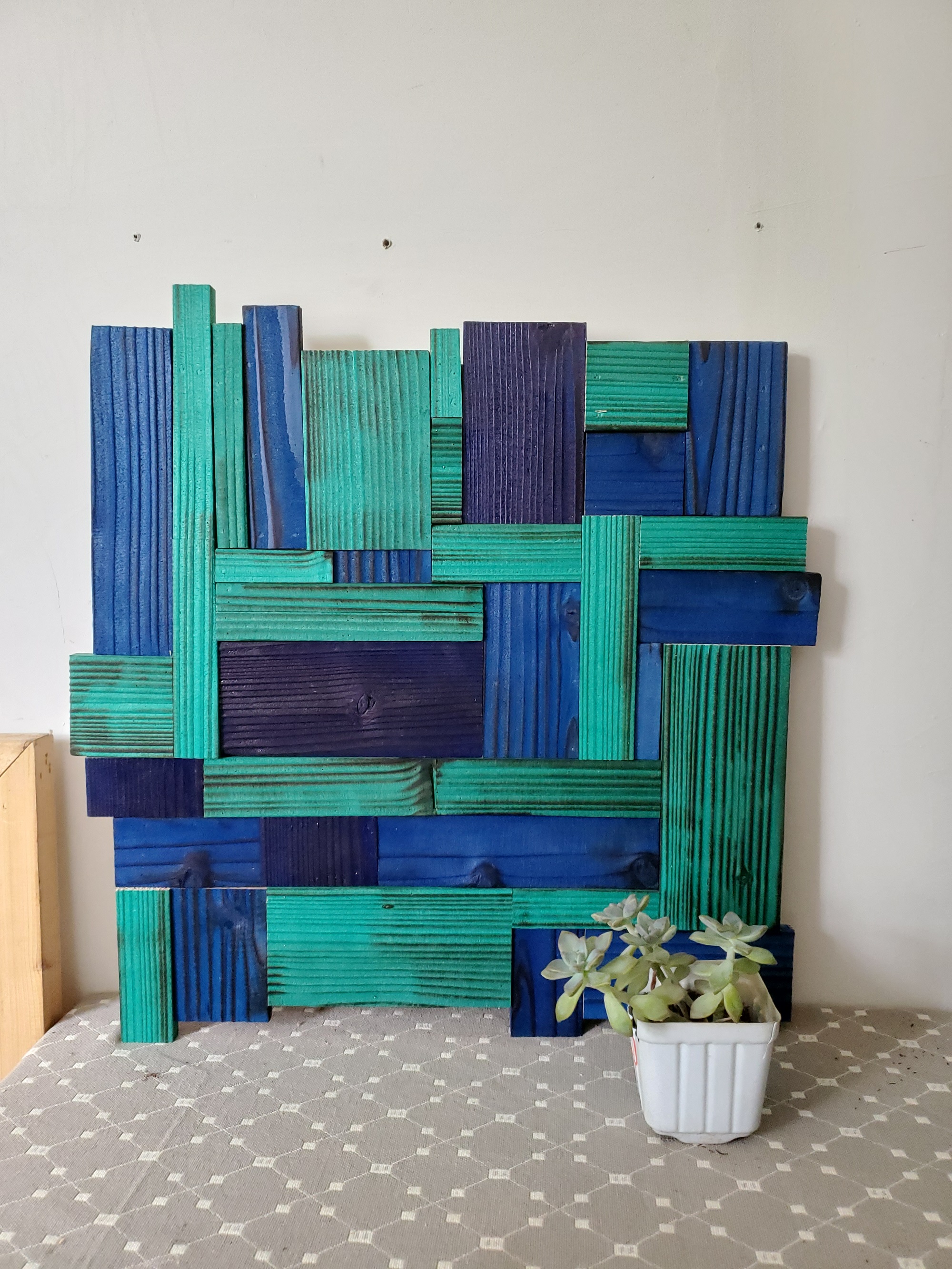 Wooden Wall Deco.