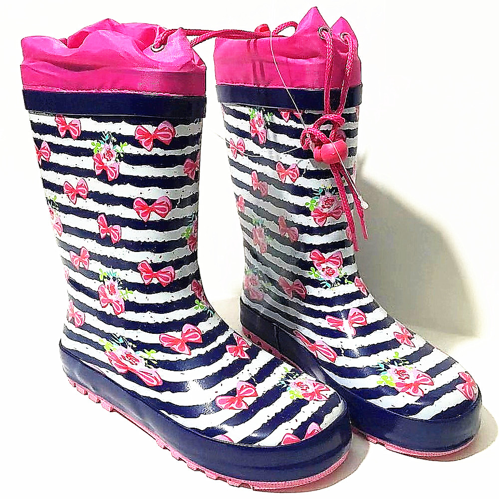 A kids lovely rain boots shoes