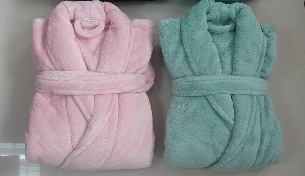 Coral Fleece Solid Color Bath Robe