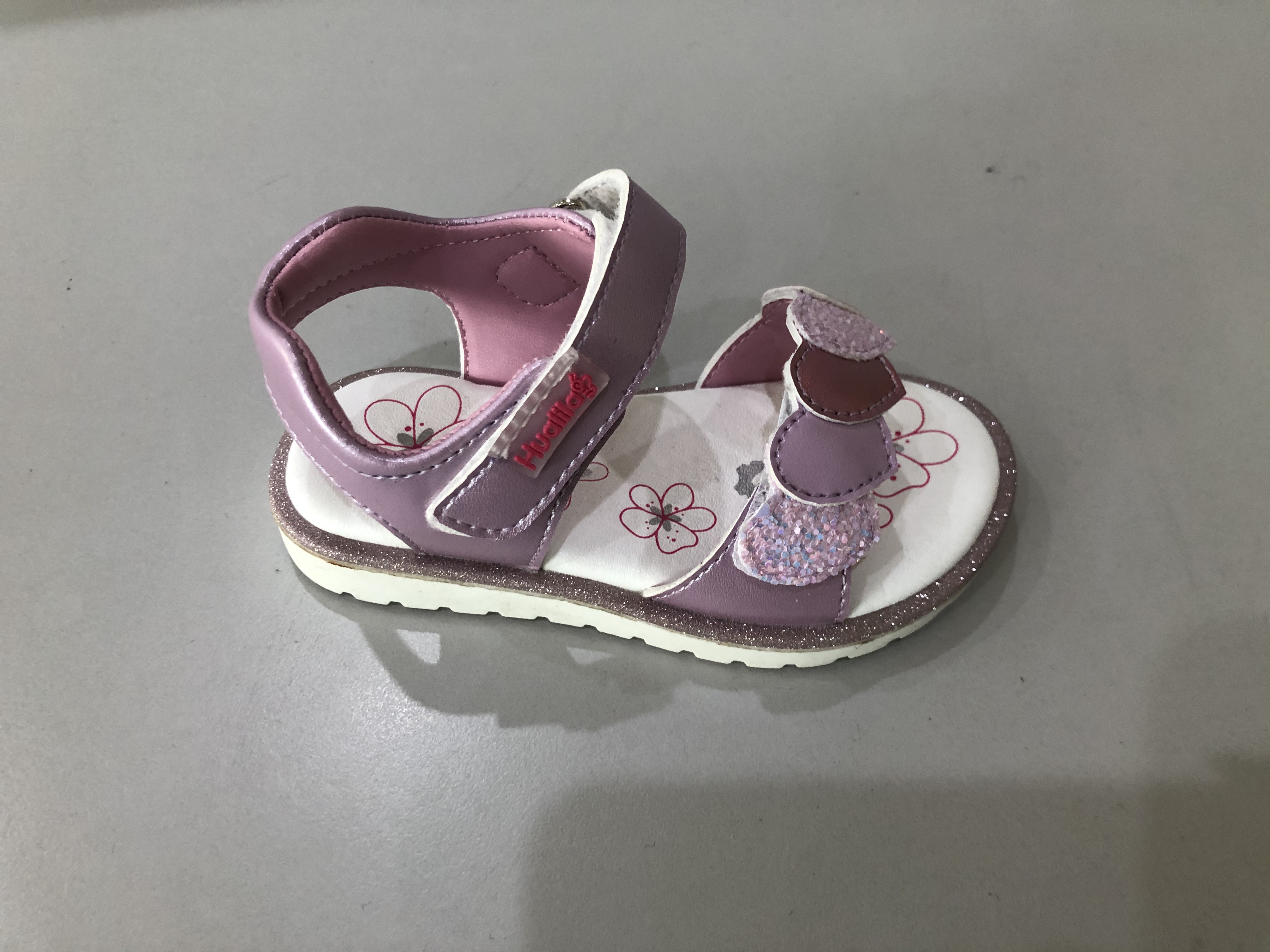 TAIZHOU HUALILAI SHOES CO.,LTD – ropa deportiva 4