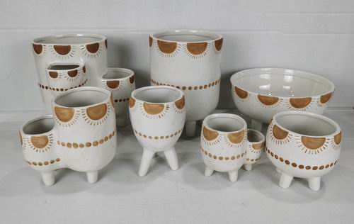 # flower pot, planter, garden pot, ceramic pot, ceramic vase