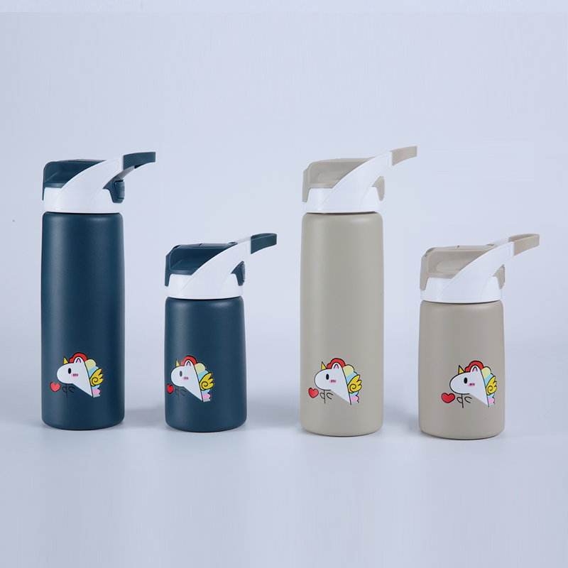 350ml / 600ml Stainless steel sport water bottle with straw
